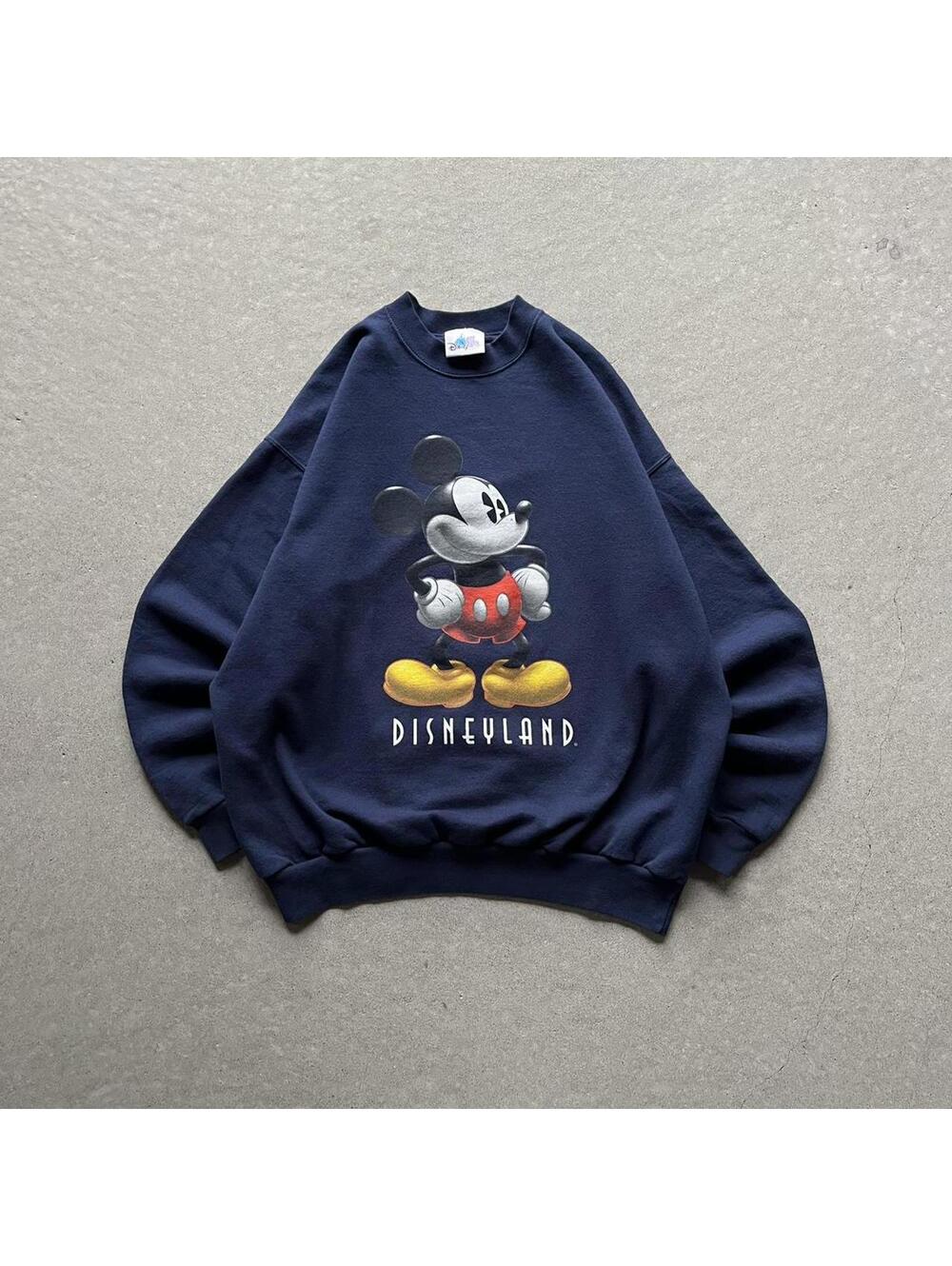 Vintage 90s Disney Mickey Mouse Disneyland Crewneck Sweatshirt